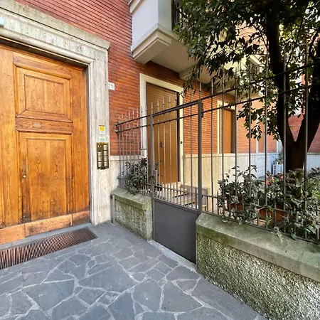 Casa Cairoli Apartment