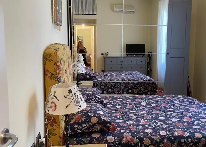 Casa Cairoli * Парма