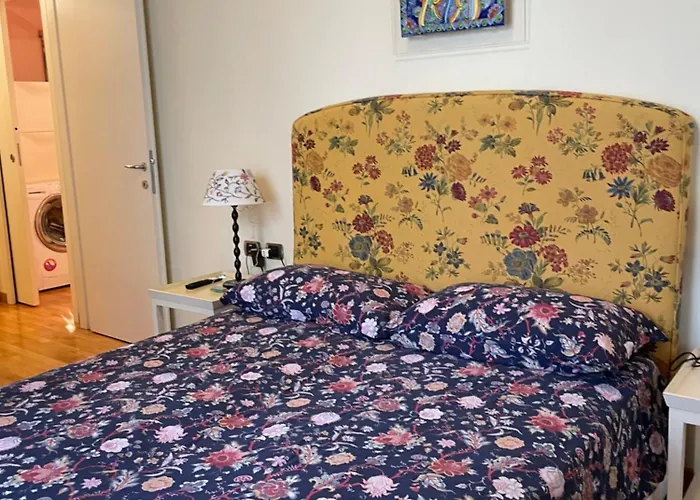 Casa Cairoli Апартаменты *